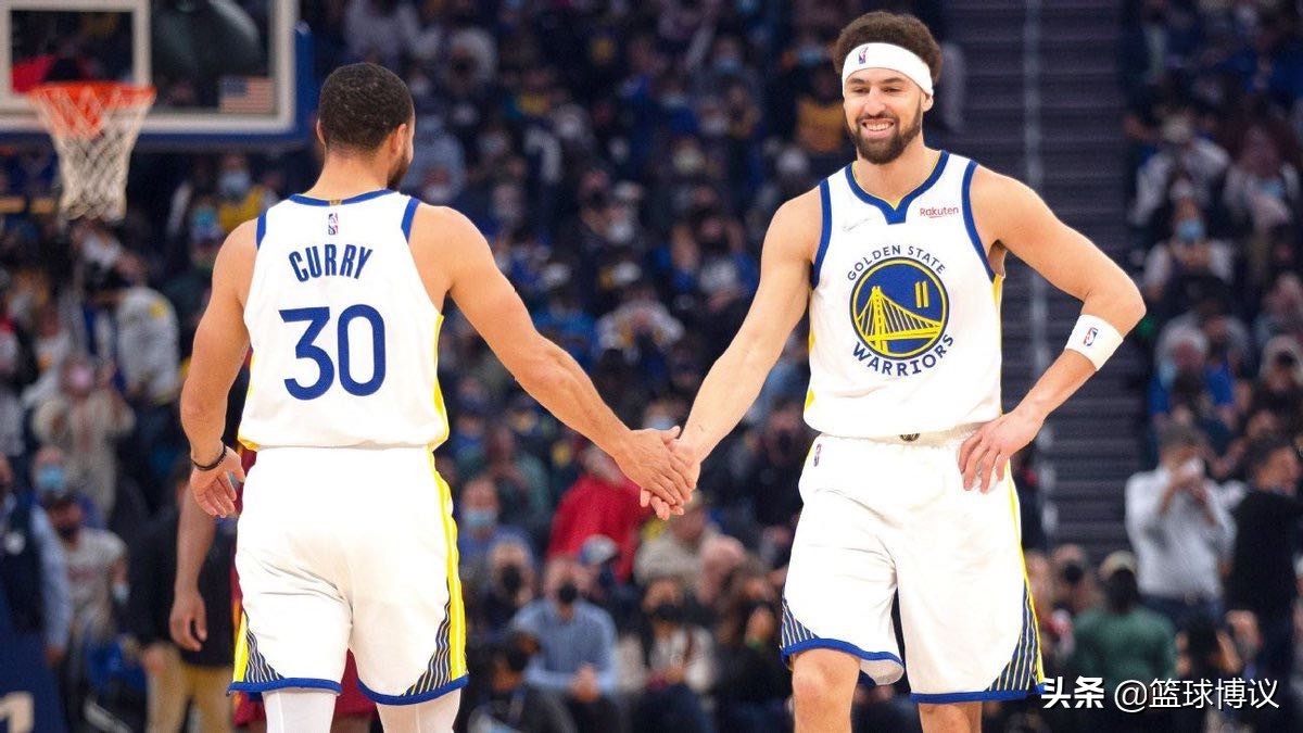 NBA西部战况激烈，快船飙升至榜首，掘金、雷霆紧随其后。