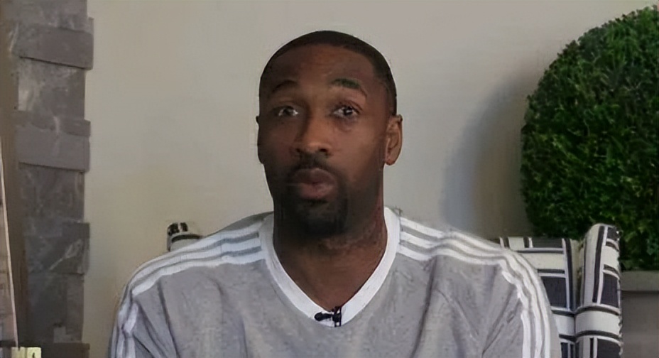为什么乔丹一回nba（阿里：乔丹时期的篮球都是慢动作，无技术含量，得分手段又少又铁）