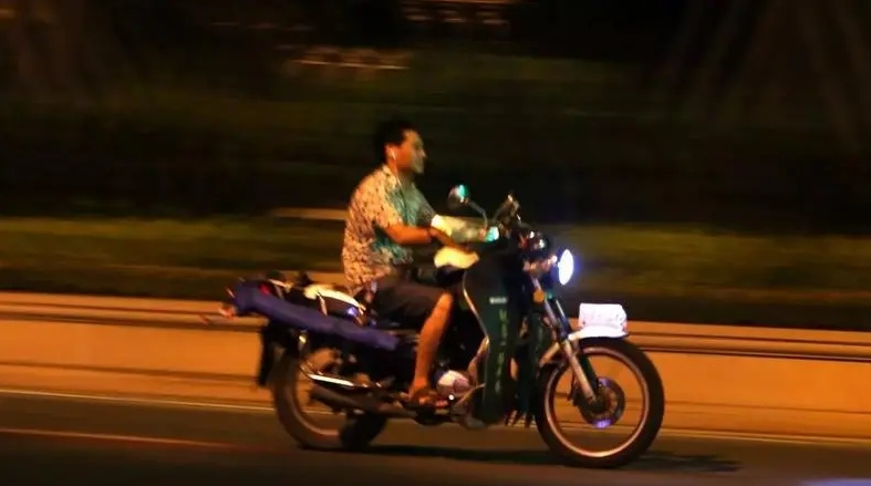 2017年湖南男子车被盗，小偷竟将车主告上法庭，无理诉求令人愤慨