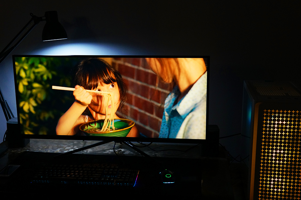 娛樂，還是大屏爽！泰坦軍團P40UG顯示器體驗