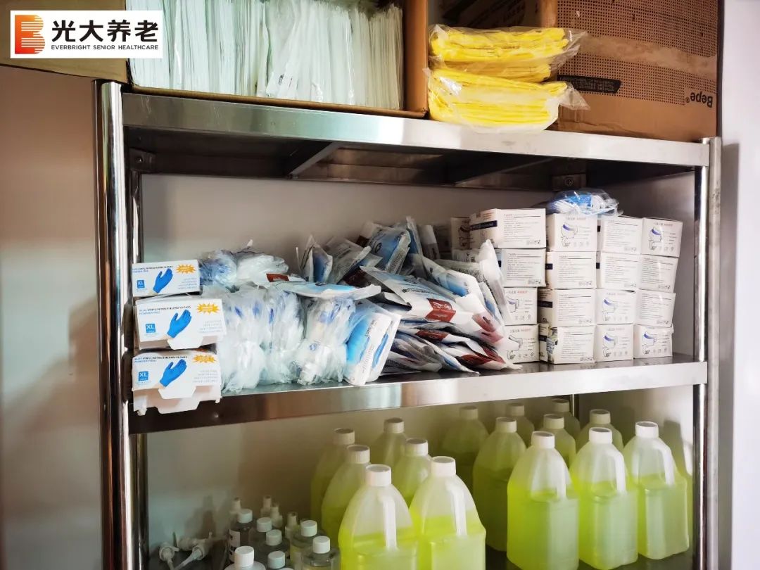 幸福百龄“疫”路担当｜疫情封闭期间，长者们的精彩生活不停