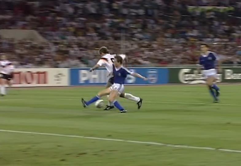 90年世界杯决赛争议（世界杯小历史，1990年世界杯决赛，争议的点球？联邦德国终捧杯）