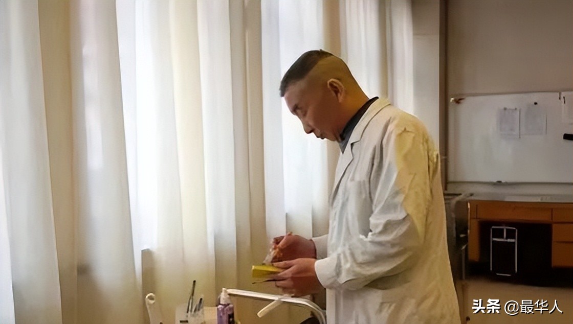 “中华殡仪整容第一人”：42年间他让40多万张脸栩栩如生