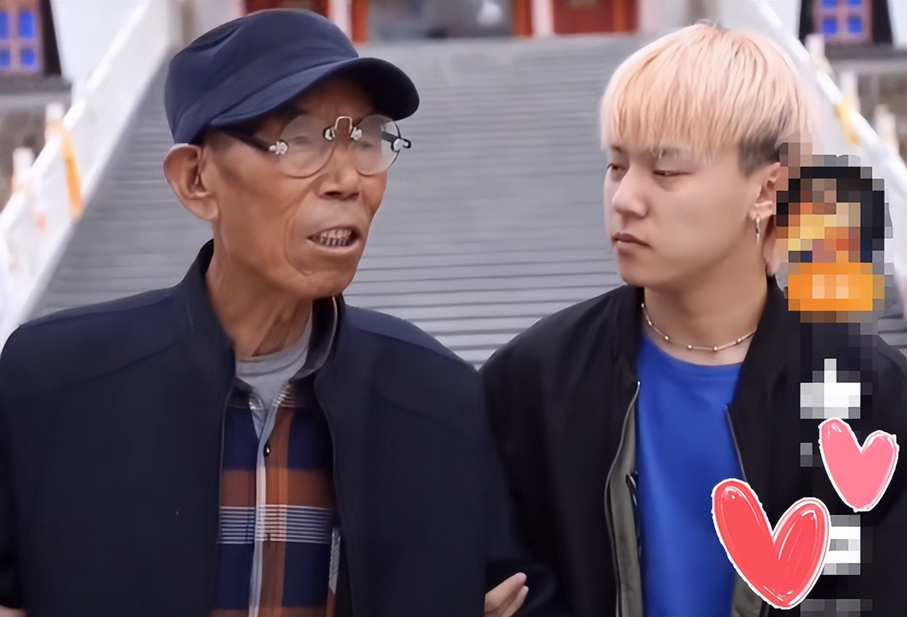 《变形计》最苦爷爷去世1年了,**正的选择令人泪目