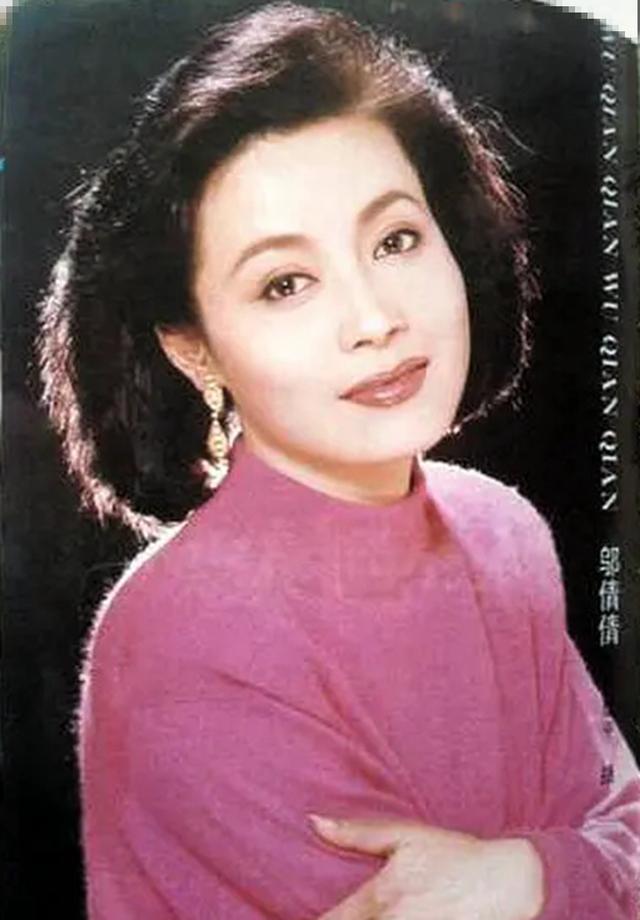 9位“妈妈专业户”：天生一张养尊处优脸，自带贵气，演不了穷人