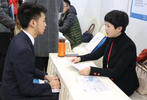 大学生向往的城市排名，北京未进前三，前十名大多为南方城市