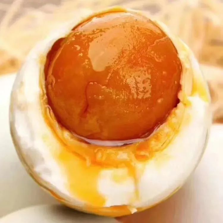 食材夏至天气炎热,人体消化能力比较弱,故夏至饮食需要清淡,减少油腻