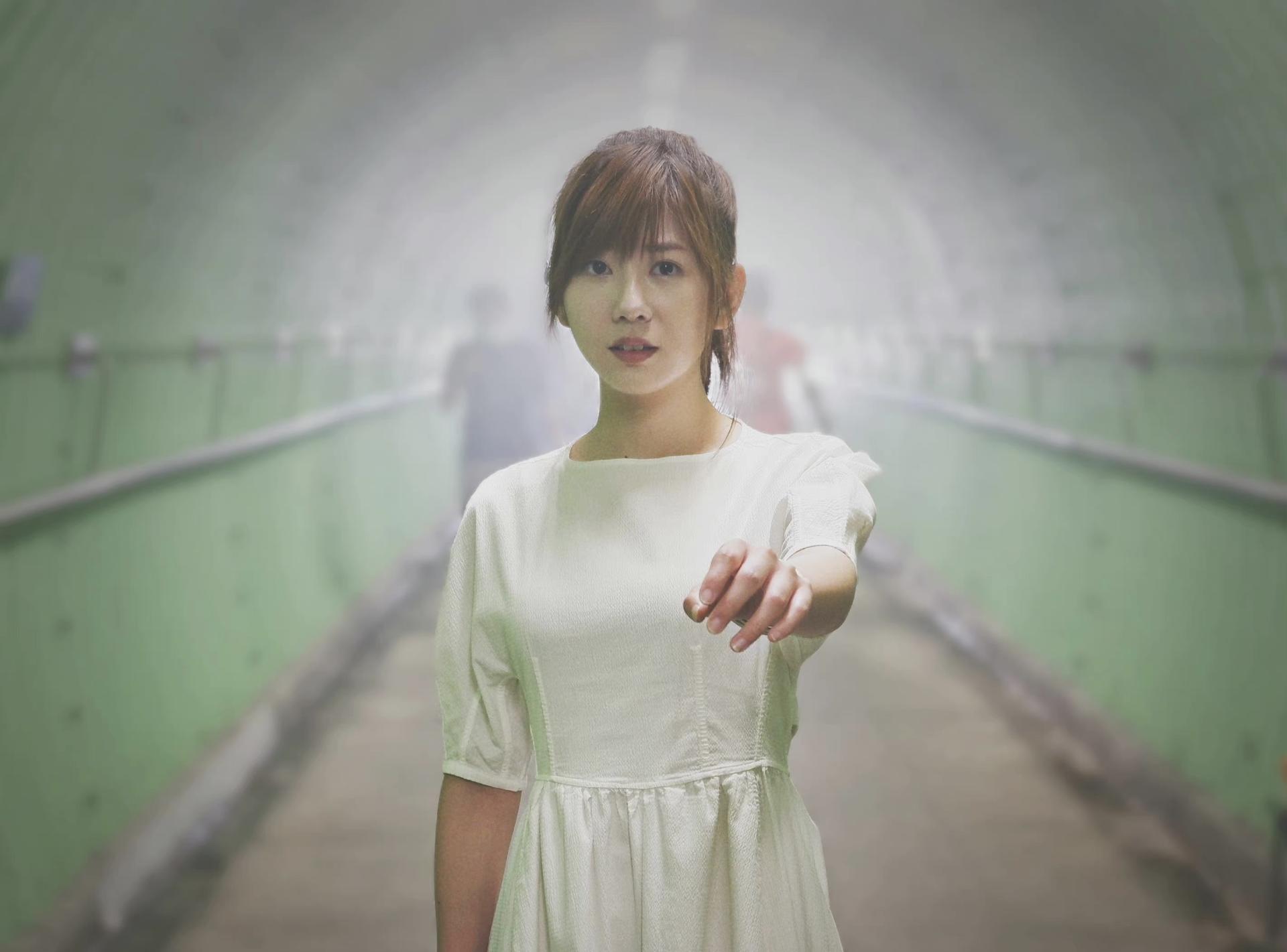 恭喜！新一代女神正式签约TVB成“亲生女”，长相甜美演技不尴尬