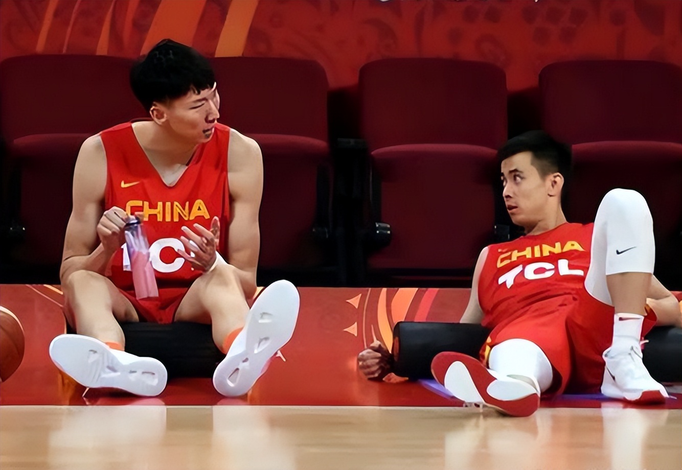 nba为什么防守三秒(杜锋为何带“3大7小”奇阵，三个细节解读，一点是重中之重)