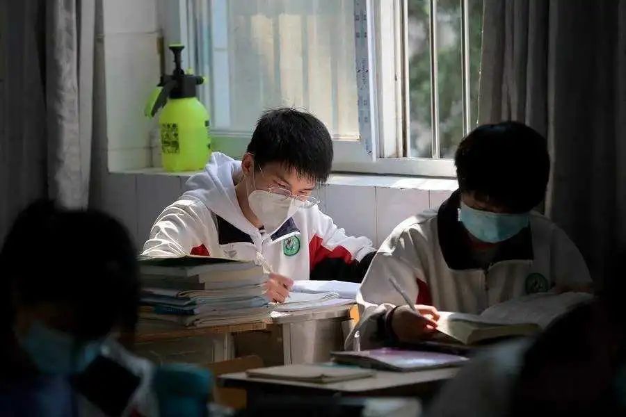 高考基础占多少分（速看）