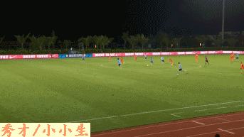 克雷桑丟點球（真香啊！從6場0球到4場4球，克雷桑瘋狂打臉罵他“水雷”的人）