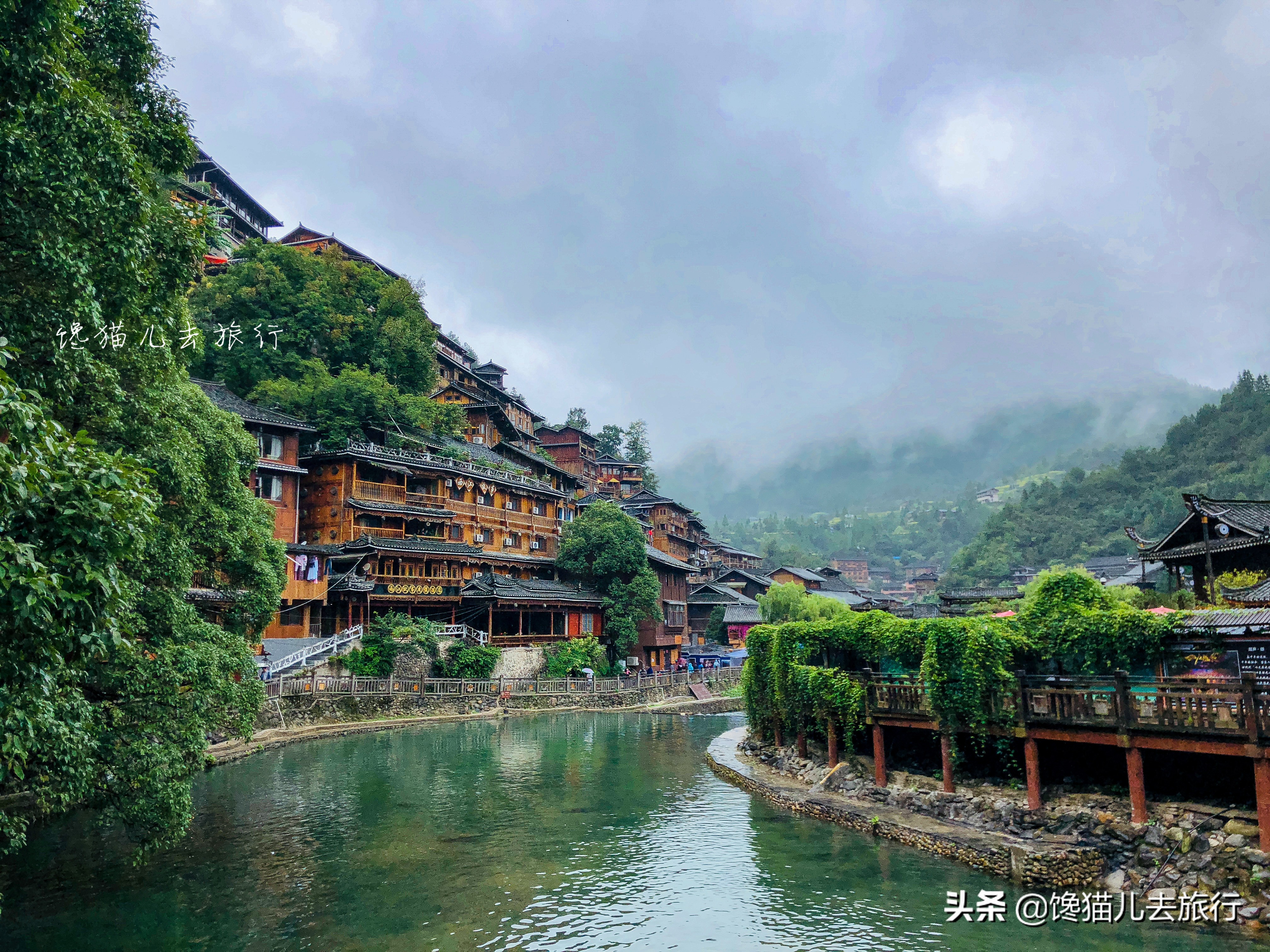 贵州省有六个市三个自治州，这条串联著名景点的路线经过其中五个