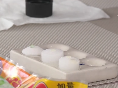 大家日常用的樟脑丸，可能有毒且致癌？如何鉴别真假樟脑丸？