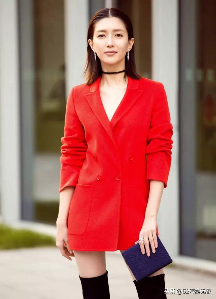 江疏影，有点事业女强人的感觉，不过确实很美