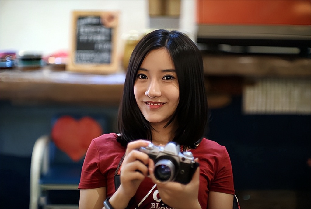 清华大学校花流出视频（清华大学新晋校花火了）