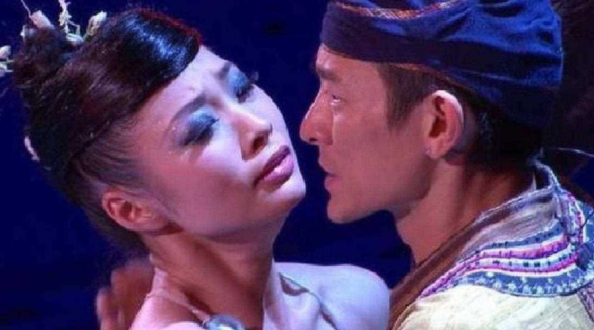 公认好脾气的"天王"刘德华,当众怒斥女主持不想活了,太解气!