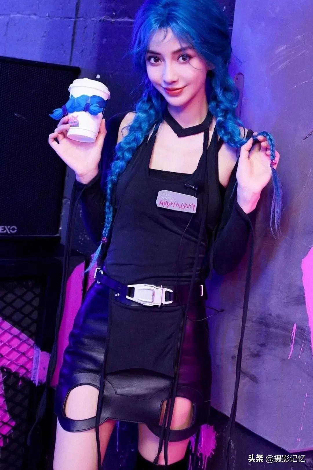杨颖：这种装扮，挺美的