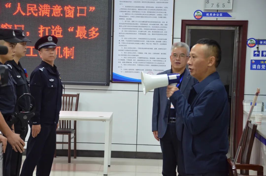 【践行总要求·五年成绩单】安徽：警星闪耀映江淮 铸魂砺剑护平安