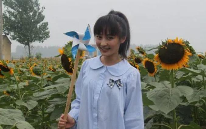 32岁出轨文章，37岁嫁给富豪丈夫，生活中的姚笛是个怎样的人？