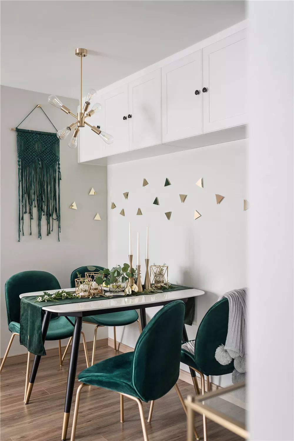 70㎡轻奢北欧风，舒适的色彩搭配，营造简约而又精致的复古气息