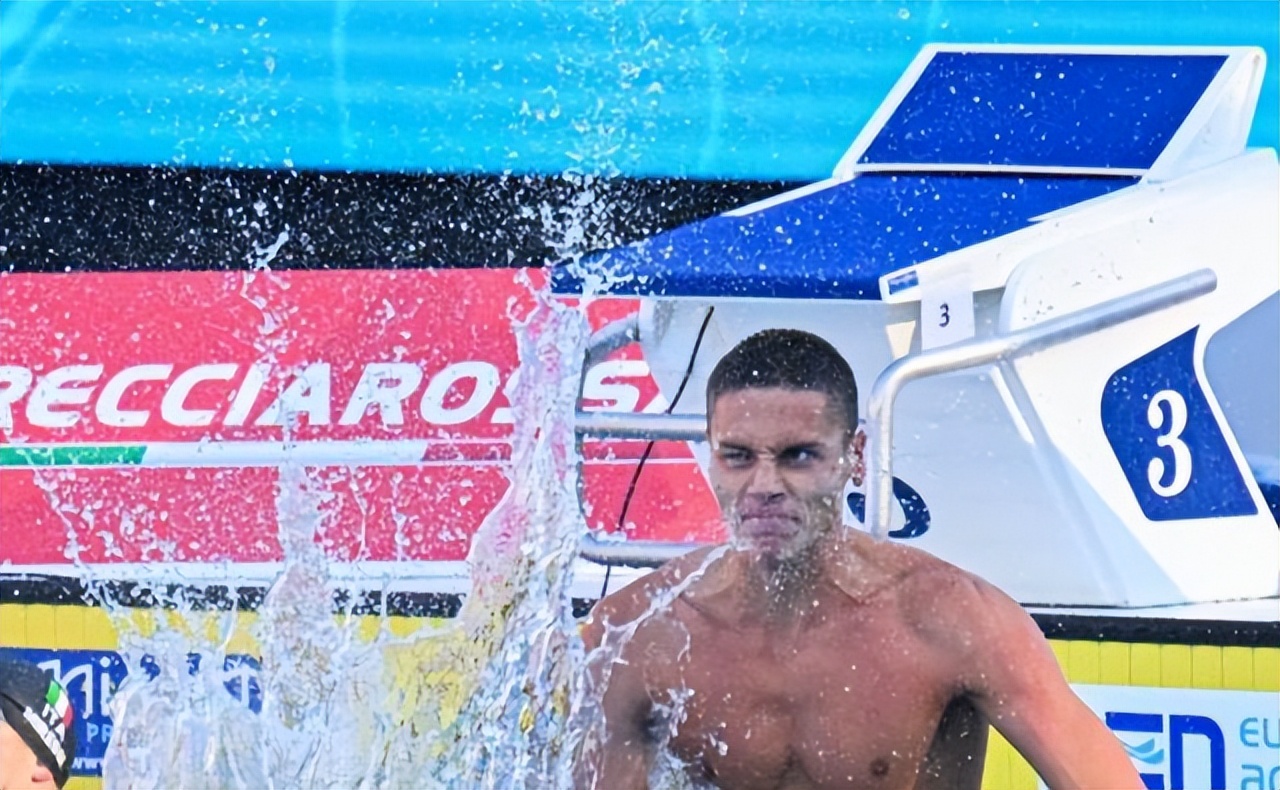 世界游泳锦标赛男子100米自由泳(46.86秒！波波维奇打破男子100米自由泳世界纪录)