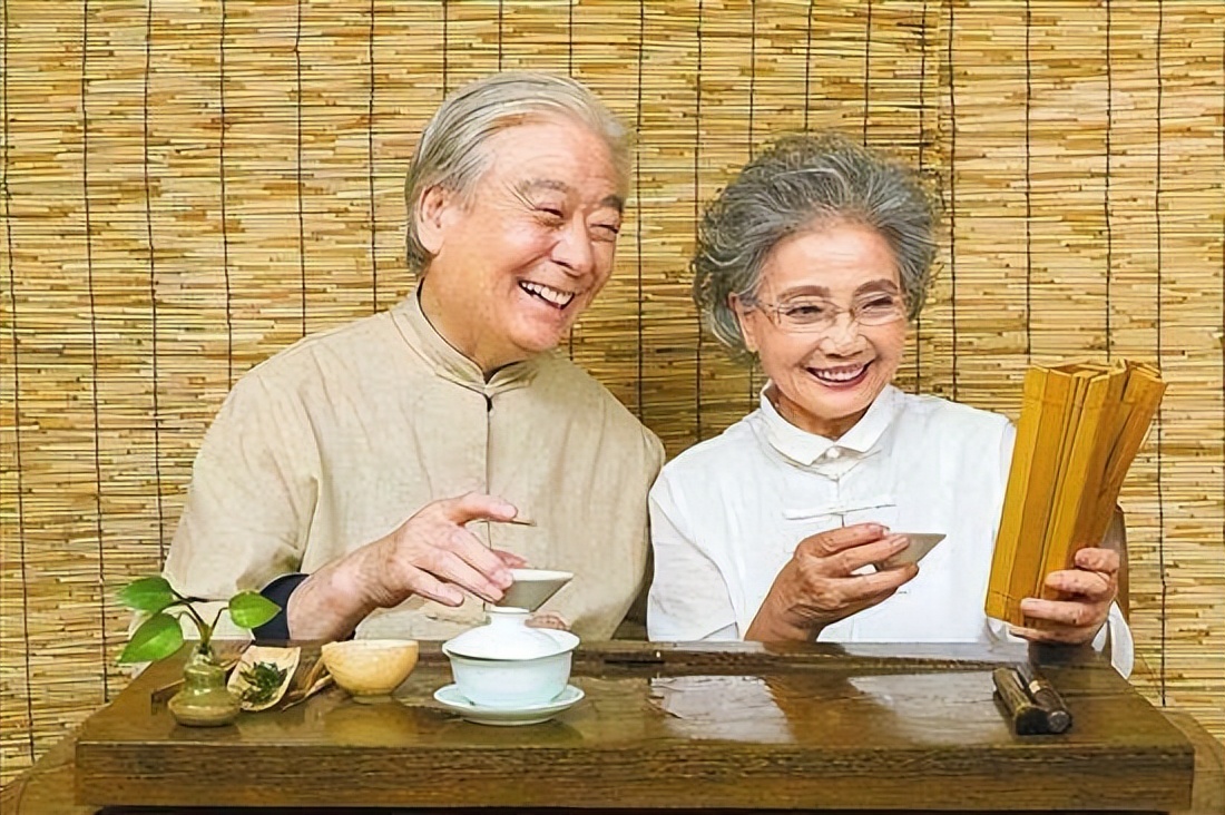 为何人到50岁，病症就增多了？医生：建议50岁后，坚持做好5件事