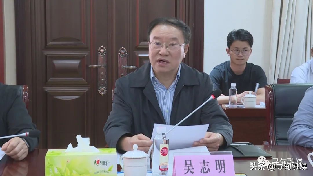 “当好排头兵”大讨论大竞赛∣寻甸县与云南英茂签订马铃薯产业项目合作协议