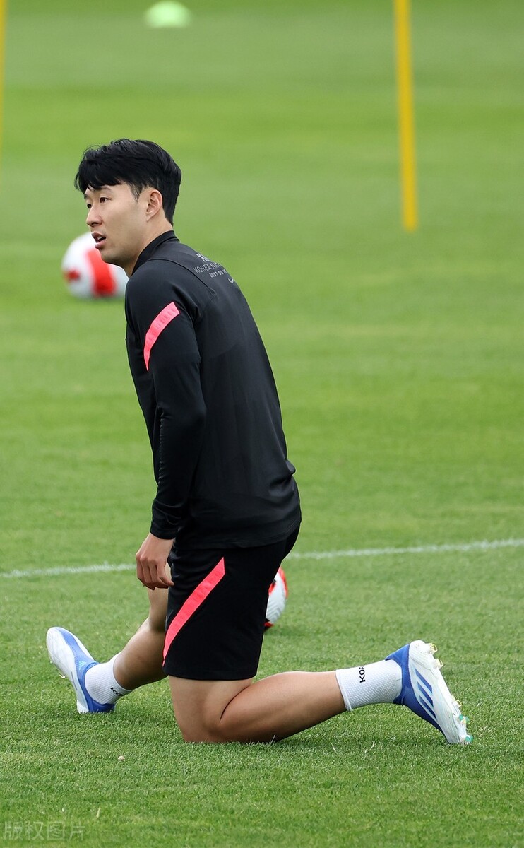 2002世界杯比赛结果表全部（2002年世界杯回顾：中国男足出道即巅峰，韩国进四强成就足球耻辱）