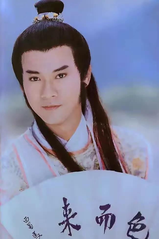 玉树临风了一辈子，可惜女儿们没有继承他的好基因