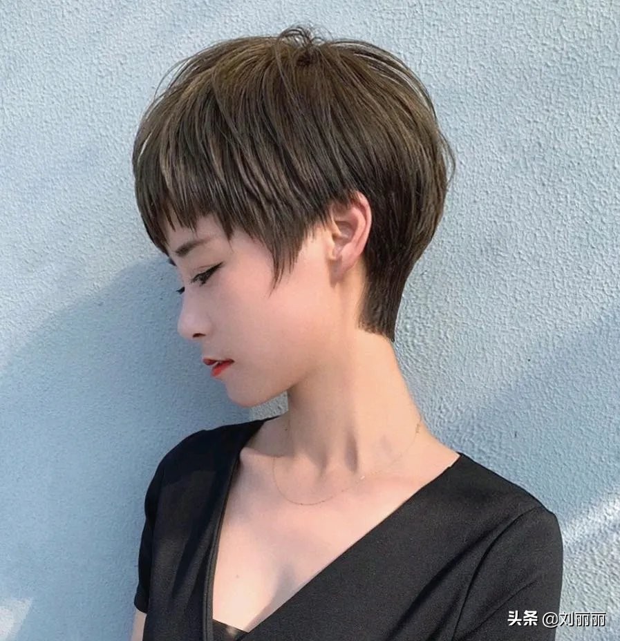 最受欢迎的4种女发，时尚瘦脸高颜值，爱美女士都在剪