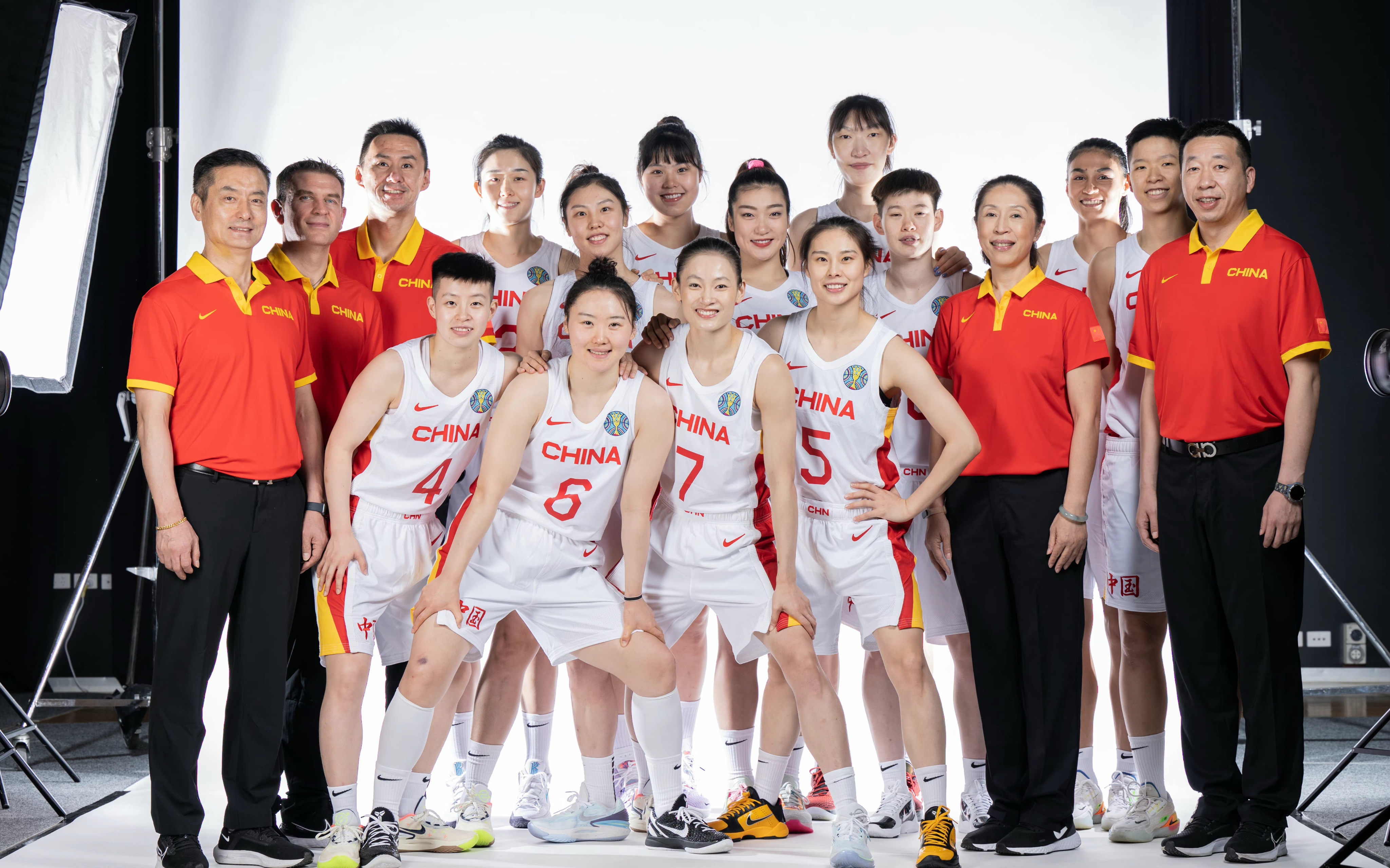 女篮世界杯2022有转播吗（今日！CCTV5直播中国女篮VS韩国，姚明督战！12名球员号码确定）