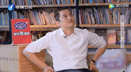 30岁超模如何拿下李亚鹏？我更好奇50岁李亚鹏如何拿下小美女