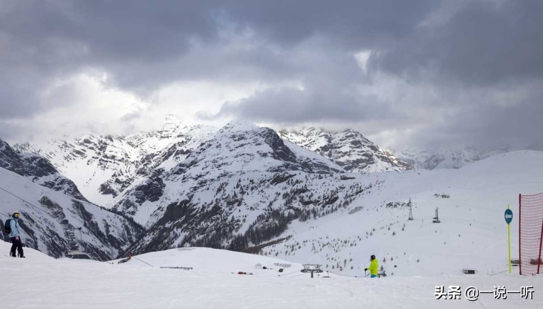 阿尔卑斯山滑雪场在哪(意大利的家庭滑雪假期，去哪里玩？)