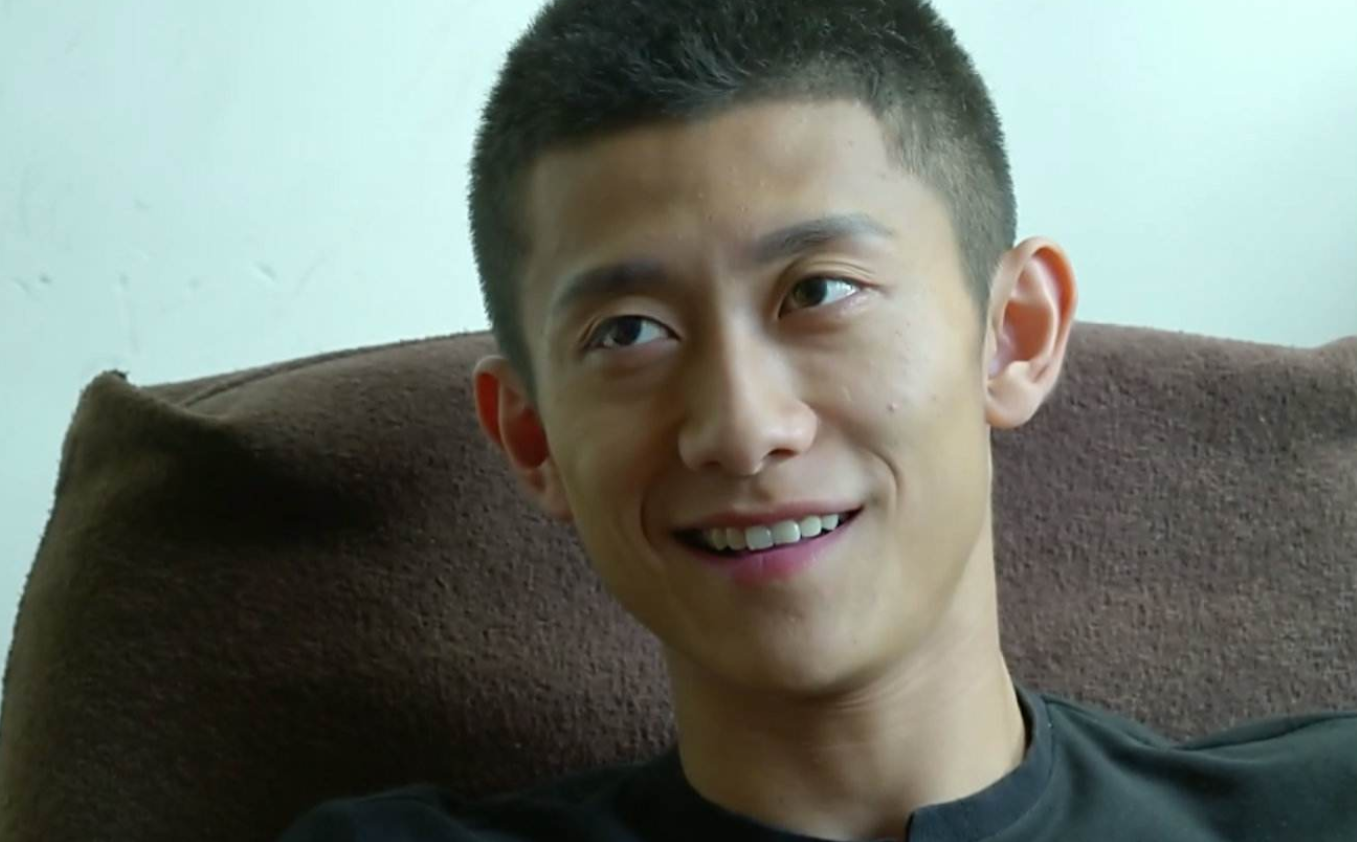 张一山被曝聚众吸毒嫖娼被抓!男女"通吃",照片很辣眼