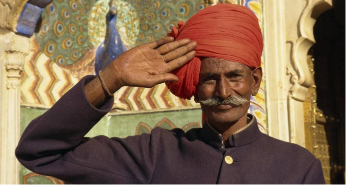 什么瘪三,猪头三都跟三有关,所以上海人用"阿三"来蔑称印度巡捕是完全