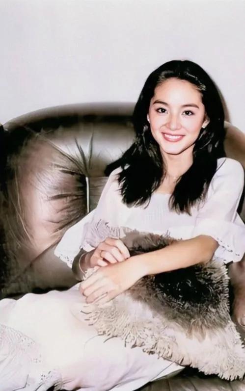 惊艳了时光的15位女港星，张柏芝第9，王祖贤第4，谁是你心中第一