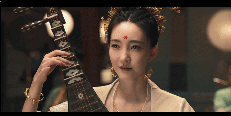 文章首指导古装剧《大唐狄公案》，主演周一围王丽坤，张若昀客串