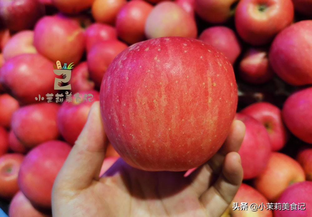 买苹果，“圆正的”和“歪斜的”区别大，看准3处挑到好吃的苹果