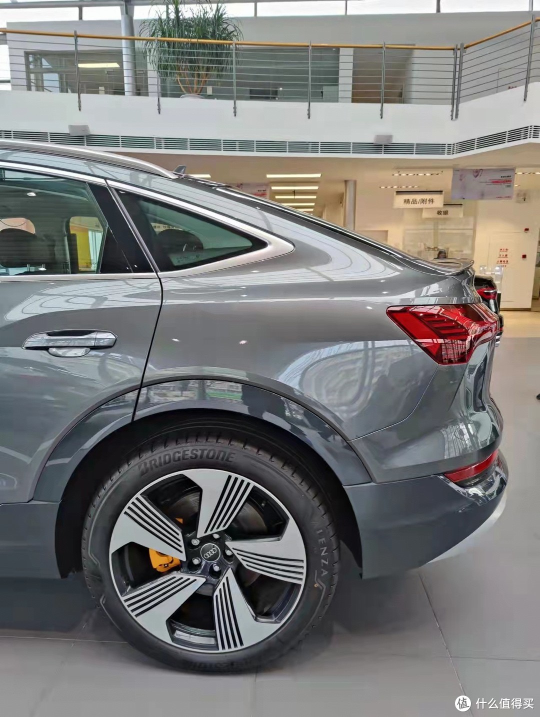 不期而遇的好车—2021款etron sportback提车