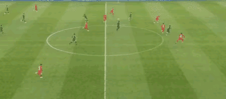 中超球迷互动什么歌（#中超# 上帝视角传球，让人叹为观止哈哈）-趣拿体育