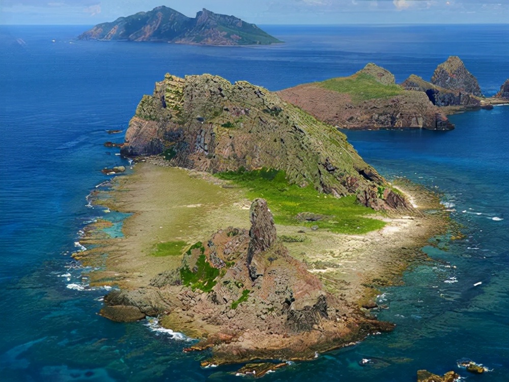 足球场面积约7000什么(中国钓鱼岛的面积有多大？这里有人居住吗？看完你会自豪)