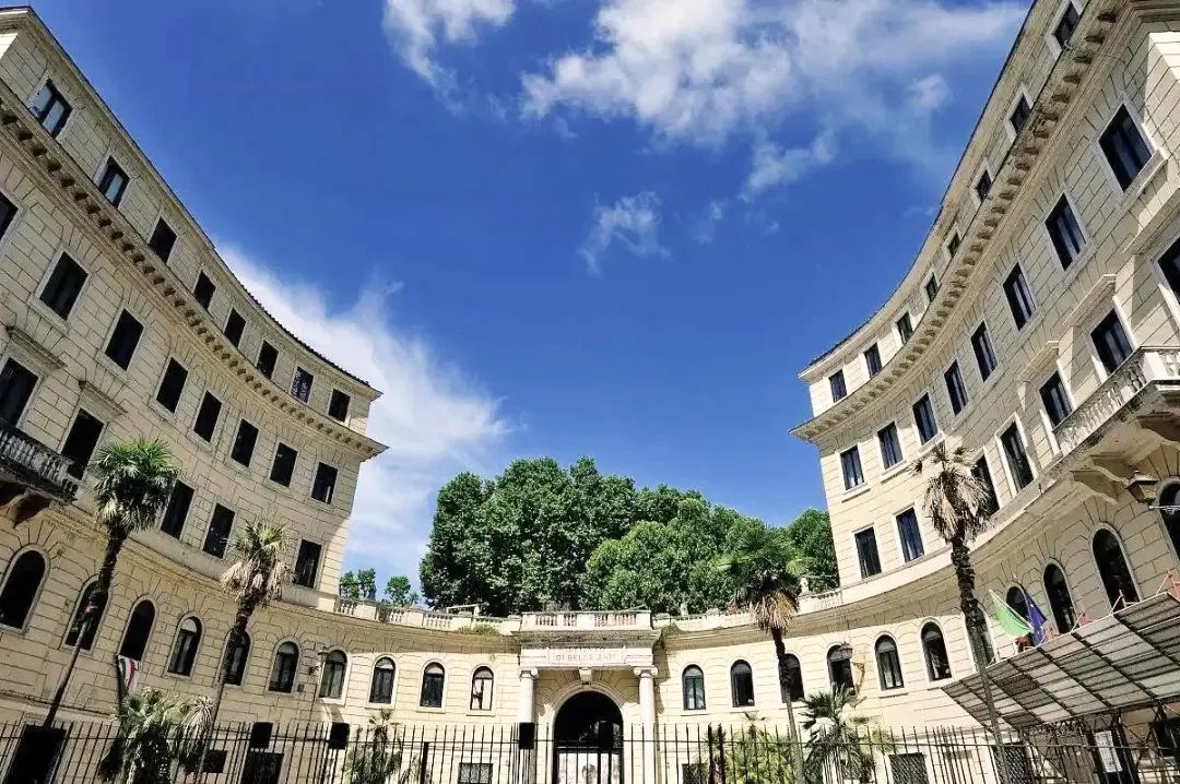 全球顶级八大美院你更pick谁？每一张都是视觉的顶级享受