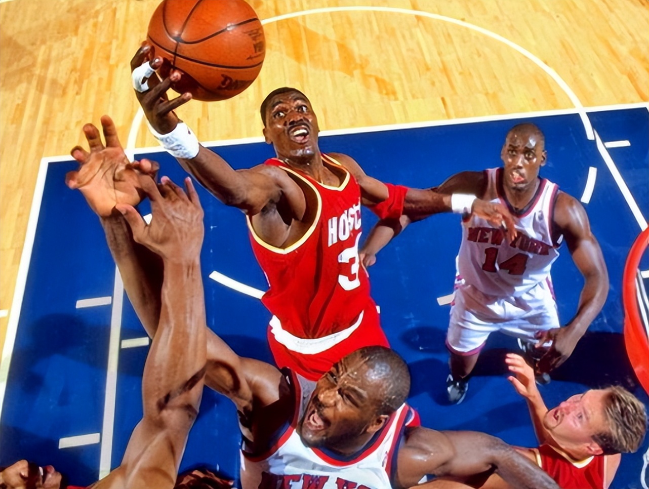 nba里有哪些球員不是本土（NBA歷史非美國本土MVP：僅5人，3人均是二連MVP，下一個東契奇？）