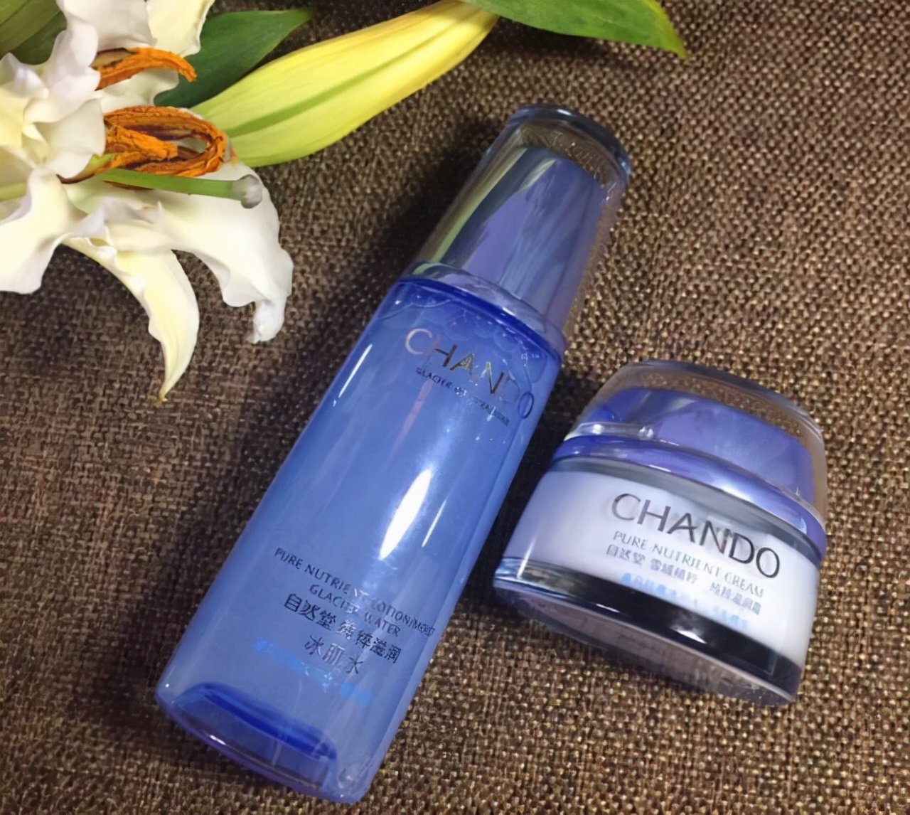 面霜推荐：重建肌肤活力深入补水保湿保湿抗老，让你的肌肤更年轻