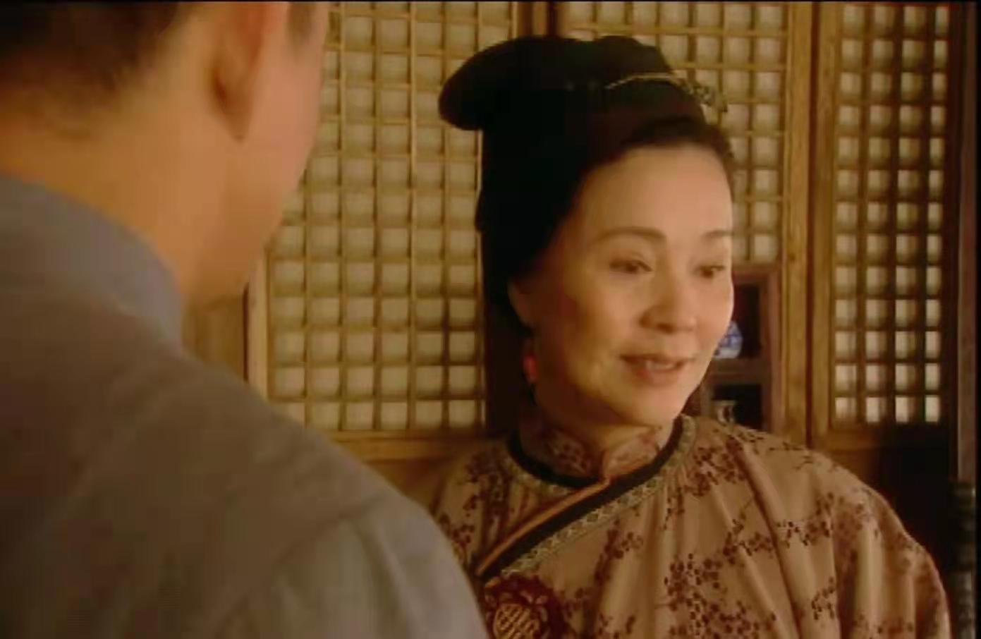 重温《橘子红了》秀禾拼死也要为容家生孩子，揭开了她惨死的根源