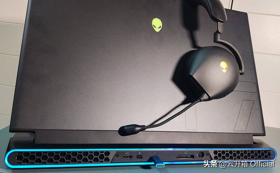 外星人2022年度音频大旗舰 Alienware AW920H三模无线耳机