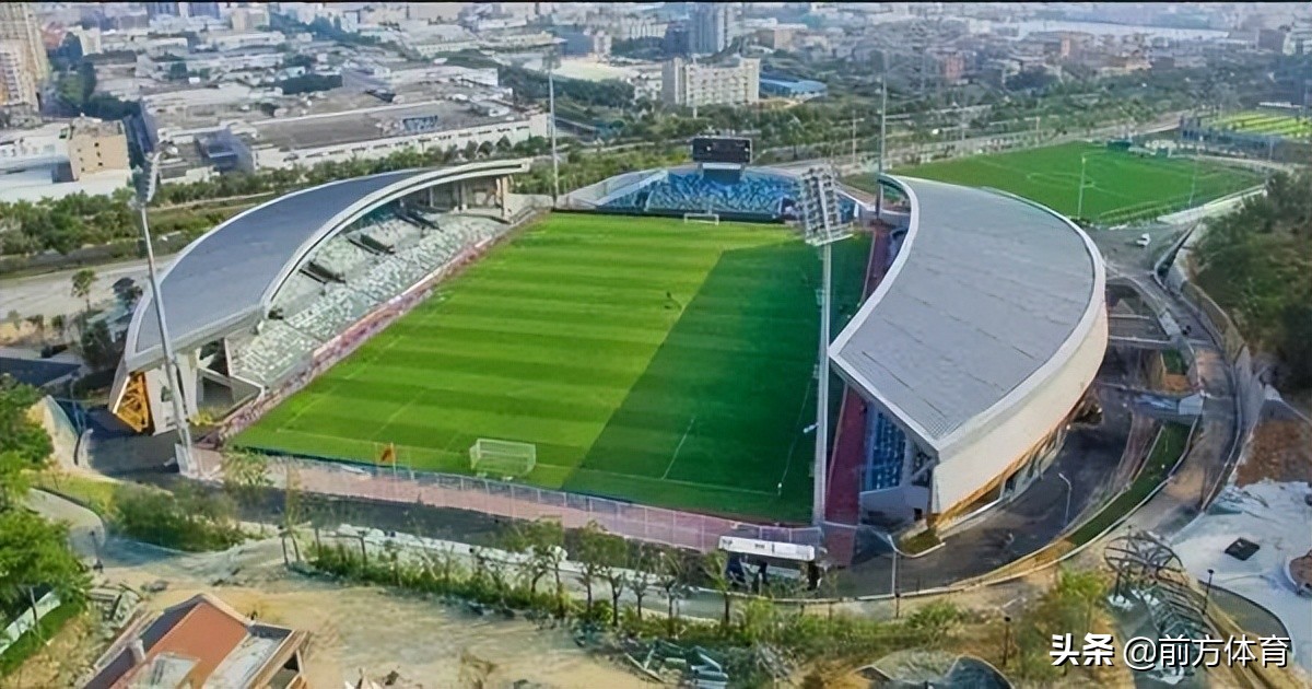 足球黄河万里长什么样（山东泰山黄河专业足球场规划公布 细数中国近年来兴建的专业足球场）