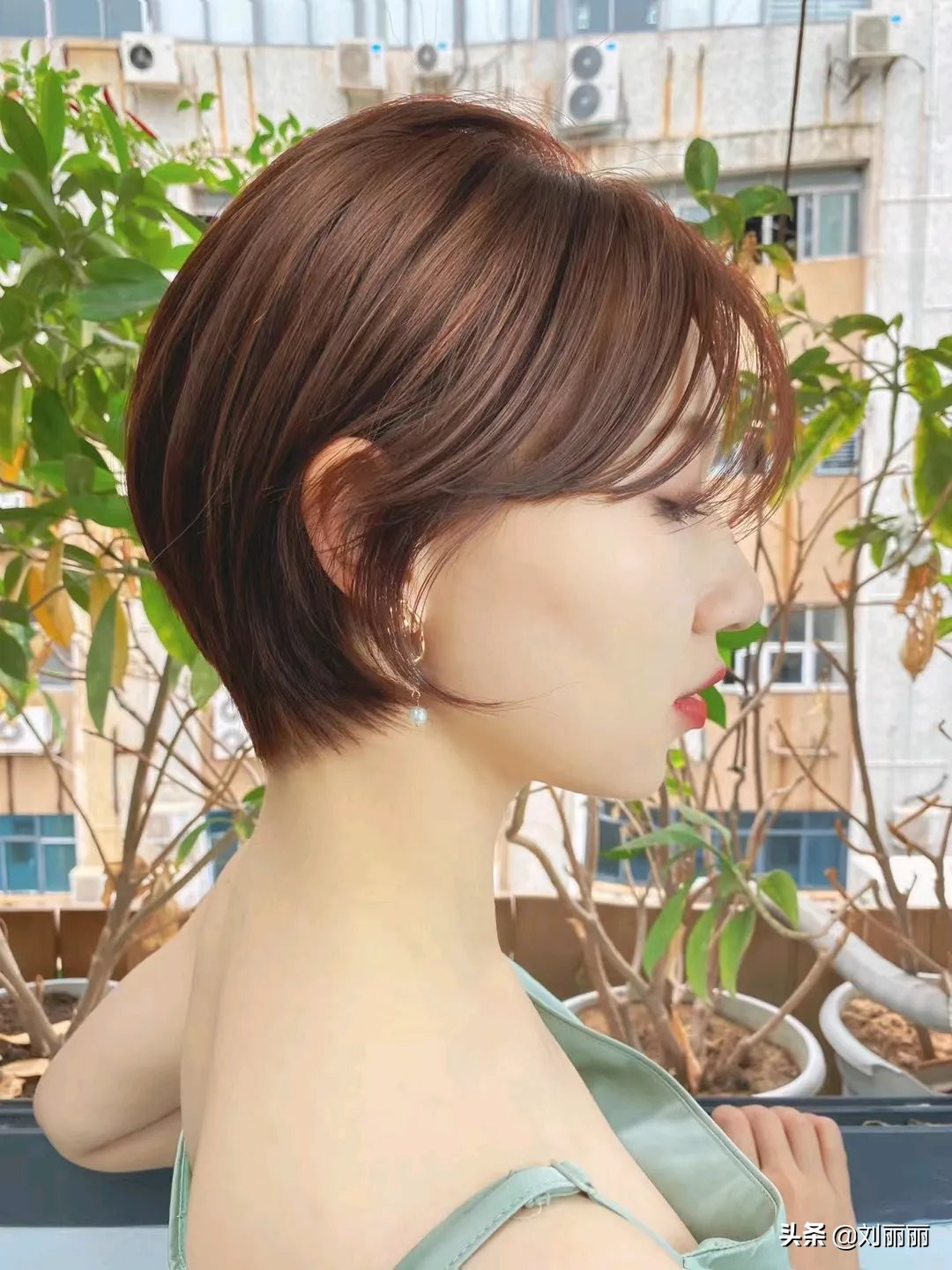 女士发型有很多,最火的还是这3种,立体瘦脸很独特