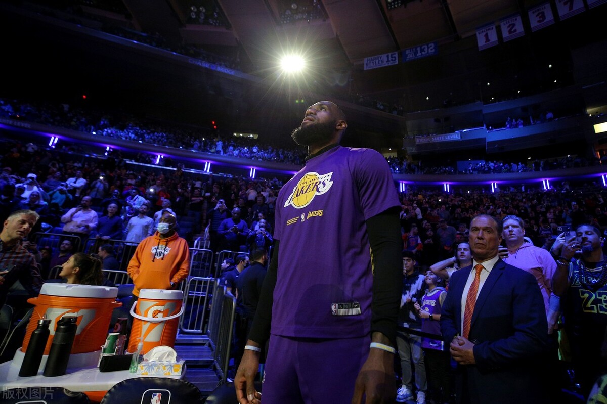 nba助攻榜有哪些（接詹姆斯助攻數(shù)排行榜：韋德僅第四，濃眉暫居第七，一人遙遙領(lǐng)先）