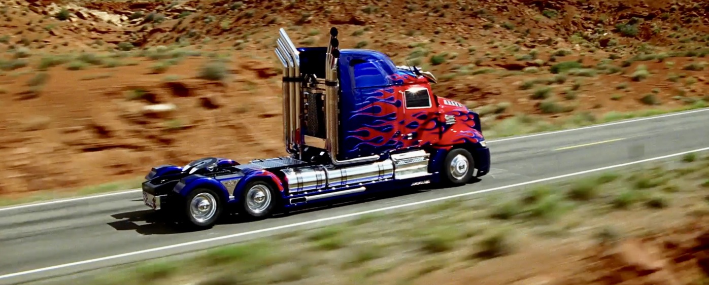 从原型到《变形金刚7》,擎天柱的十种模式全解析